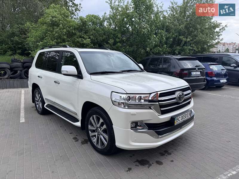 Позашляховик / Кросовер Toyota Land Cruiser 2019 в Львові фото 2 Позашляховик / Кросовер Toyota Land Cruiser 2019 в Львові