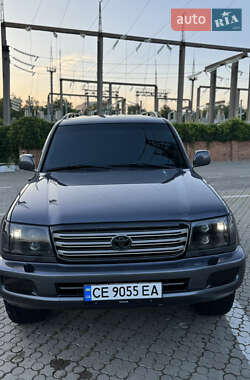 Позашляховик / Кросовер Toyota Land Cruiser 2004 в Чернівцях