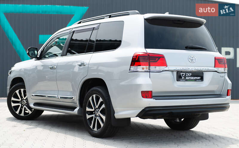 Внедорожник / Кроссовер Toyota Land Cruiser 2018 в Мукачево