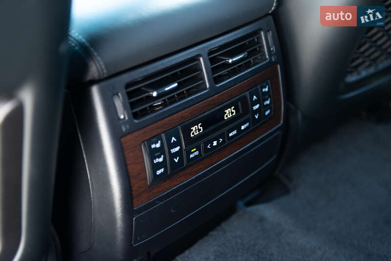 Внедорожник / Кроссовер Toyota Land Cruiser 2018 в Мукачево