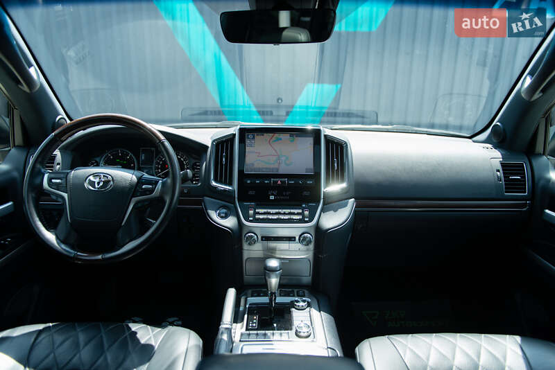 Внедорожник / Кроссовер Toyota Land Cruiser 2018 в Мукачево