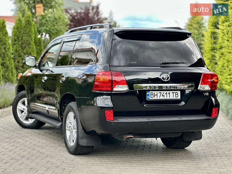 Внедорожник / Кроссовер Toyota Land Cruiser 2013 в Одессе