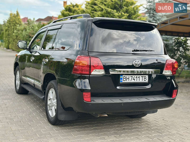 Внедорожник / Кроссовер Toyota Land Cruiser 2013 в Одессе
