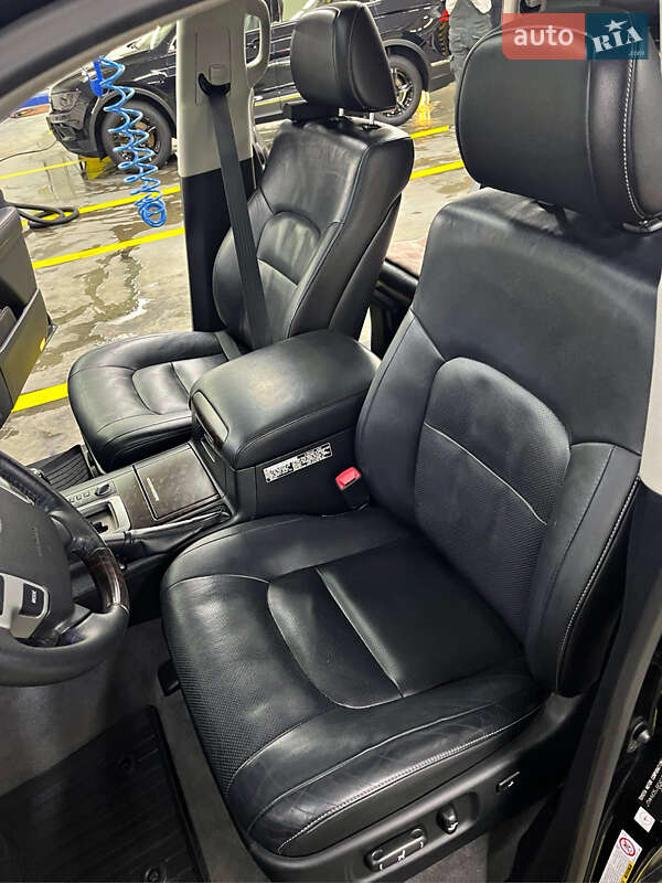 Внедорожник / Кроссовер Toyota Land Cruiser 2013 в Черновцах