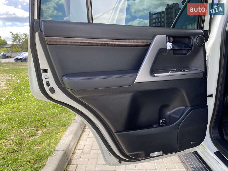 Позашляховик / Кросовер Toyota Land Cruiser 2013 в Києві