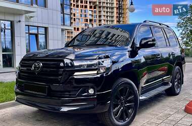 Внедорожник / Кроссовер Toyota Land Cruiser 2018 в Киеве