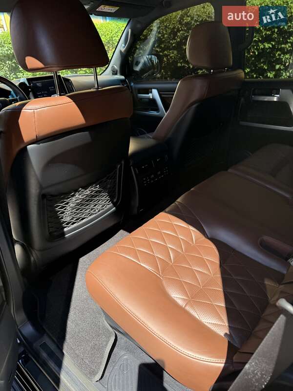 Внедорожник / Кроссовер Toyota Land Cruiser 2017 в Киеве