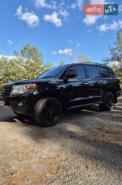 Позашляховик / Кросовер Toyota Land Cruiser 2011 в Києві