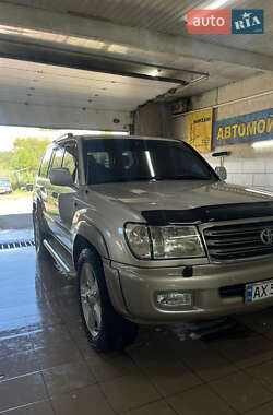 Позашляховик / Кросовер Toyota Land Cruiser 2003 в  фото 2 Позашляховик / Кросовер Toyota Land Cruiser 2003 в
