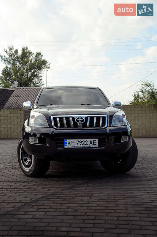 Внедорожник / Кроссовер Toyota Land Cruiser 2007 в Каменском