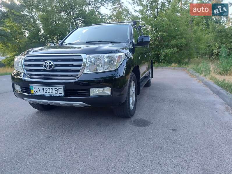 Внедорожник / Кроссовер Toyota Land Cruiser 2011 в Черкассах