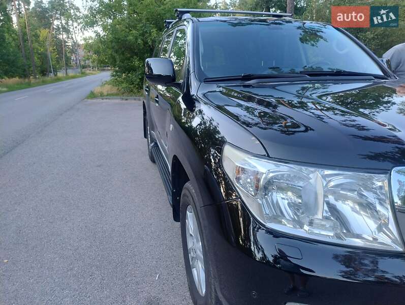 Внедорожник / Кроссовер Toyota Land Cruiser 2011 в Черкассах