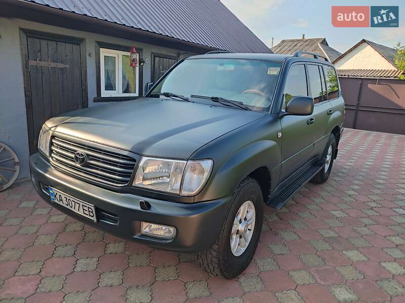 Позашляховик / Кросовер Toyota Land Cruiser 2001 в Броварах