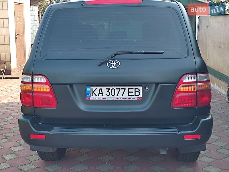 Позашляховик / Кросовер Toyota Land Cruiser 2001 в Броварах