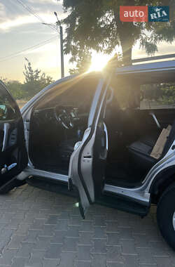 Внедорожник / Кроссовер Toyota Land Cruiser 2013 в 