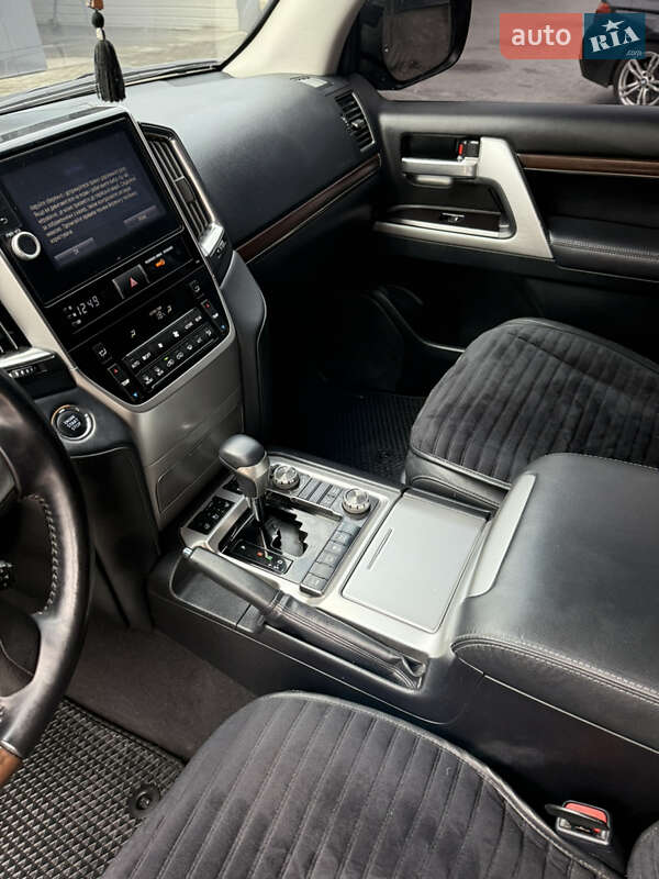 Позашляховик / Кросовер Toyota Land Cruiser 2020 в Тернополі