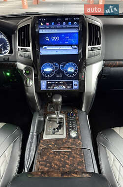 Внедорожник / Кроссовер Toyota Land Cruiser 2012 в 