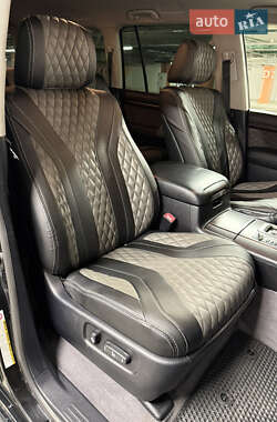 Внедорожник / Кроссовер Toyota Land Cruiser 2012 в 