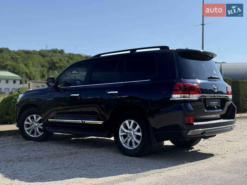 Внедорожник / Кроссовер Toyota Land Cruiser 2016 в Днепре