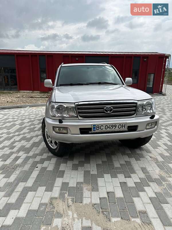Позашляховик / Кросовер Toyota Land Cruiser 2004 в Львові