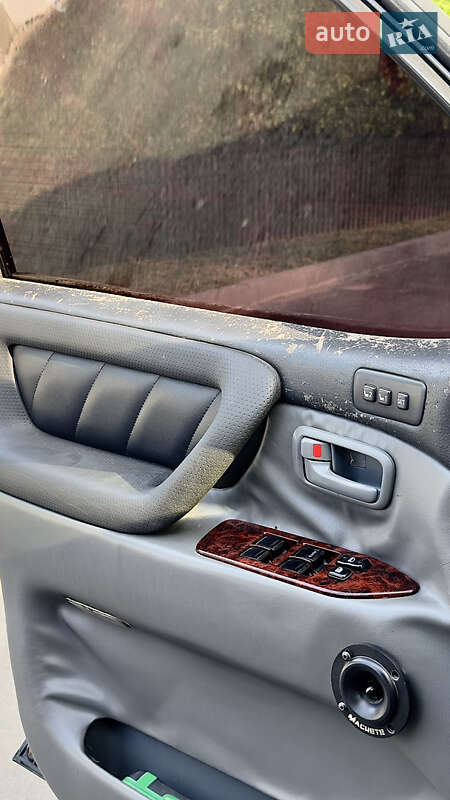 Внедорожник / Кроссовер Toyota Land Cruiser 2000 в Белой Церкви