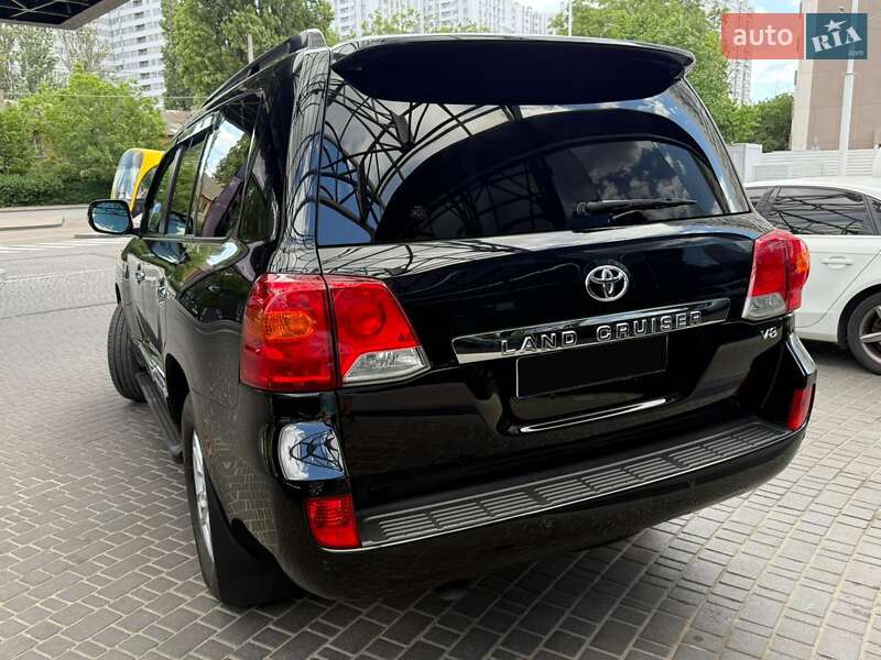 Внедорожник / Кроссовер Toyota Land Cruiser 2013 в Одессе