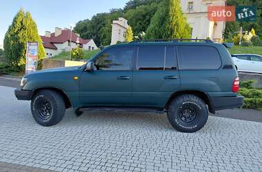 Позашляховик / Кросовер Toyota Land Cruiser 2002 в Львові