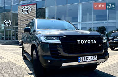 Toyota Land Cruiser 2023