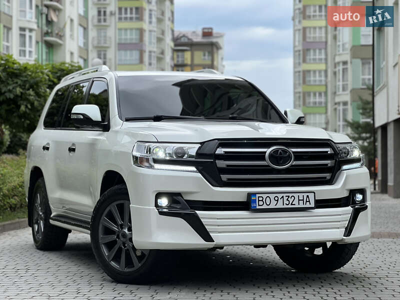 Toyota Land Cruiser 2010