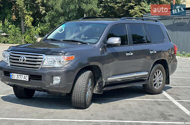 Позашляховик / Кросовер Toyota Land Cruiser 2013 в Києві