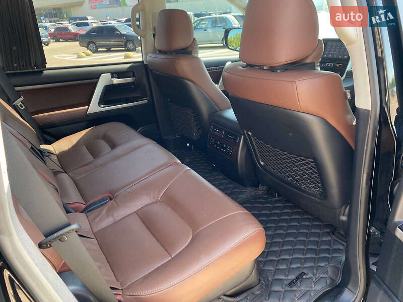 Внедорожник / Кроссовер Toyota Land Cruiser 2020 в Житомире