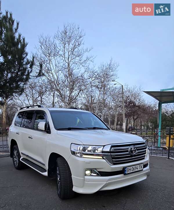 Toyota Land Cruiser 2016