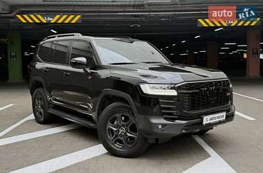 Внедорожник / Кроссовер Toyota Land Cruiser 2022 в Киеве