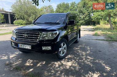 Внедорожник / Кроссовер Toyota Land Cruiser 2011 в Лубнах