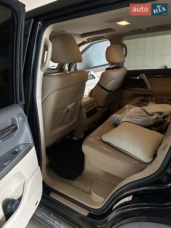 Внедорожник / Кроссовер Toyota Land Cruiser 2012 в Киеве
