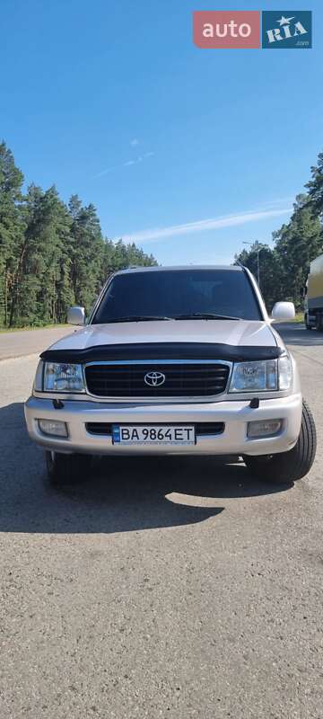 Toyota Land Cruiser 2000 Toyota Land Cruiser 2000