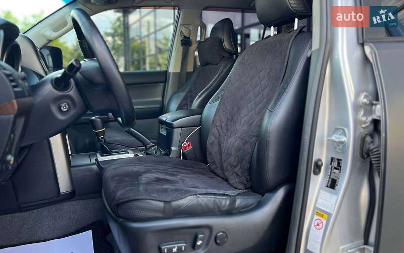Внедорожник / Кроссовер Toyota Land Cruiser 2012 в Ивано-Франковске