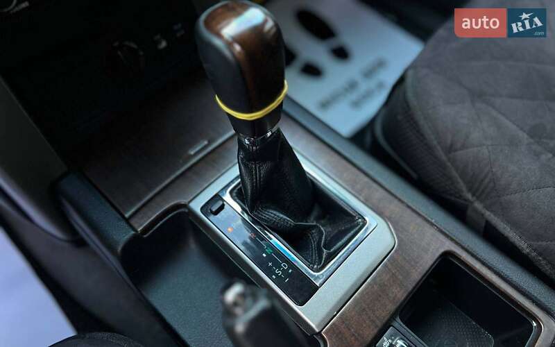 Внедорожник / Кроссовер Toyota Land Cruiser 2012 в Ивано-Франковске