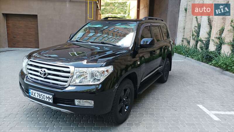 Позашляховик / Кросовер Toyota Land Cruiser 2008 в Вінниці