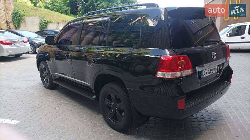 Позашляховик / Кросовер Toyota Land Cruiser 2008 в Вінниці