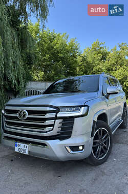 Позашляховик / Кросовер Toyota Land Cruiser 2011 в Рівному