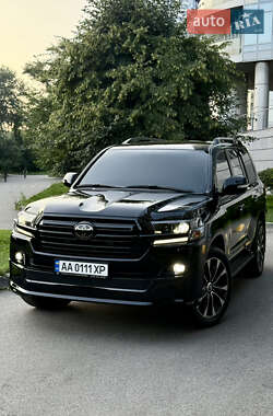 Позашляховик / Кросовер Toyota Land Cruiser 2019 в Києві