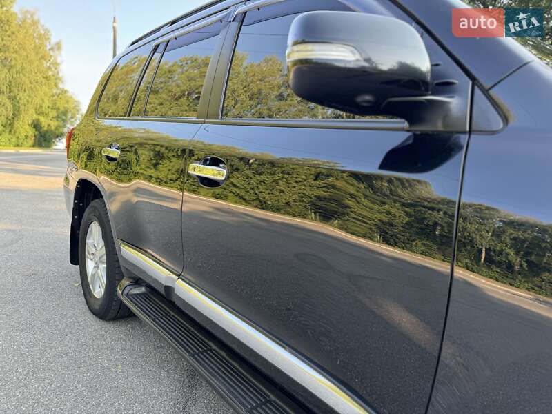 Позашляховик / Кросовер Toyota Land Cruiser 2014 в Трускавці фото 9 Позашляховик / Кросовер Toyota Land Cruiser 2014 в Трускавці