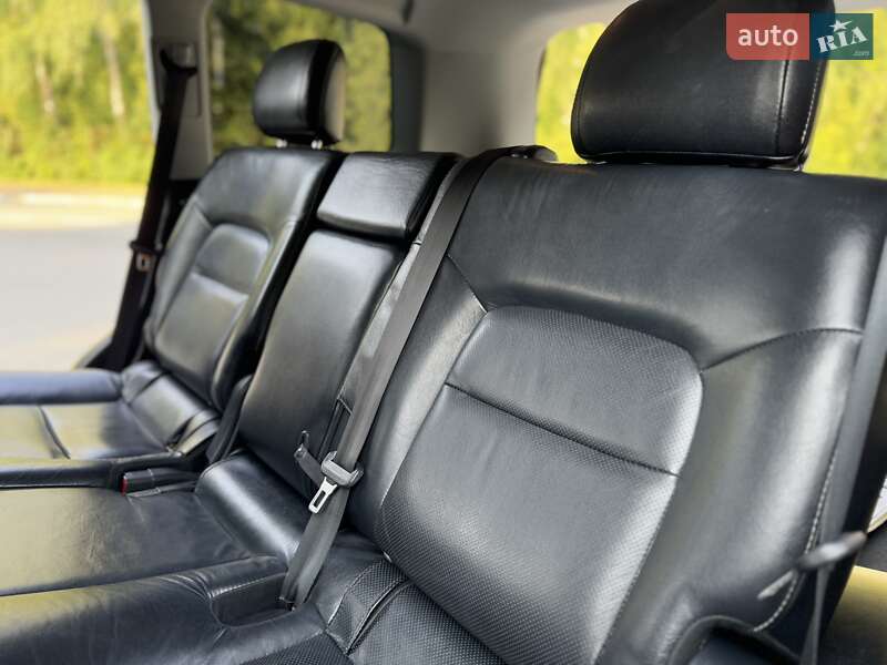 Позашляховик / Кросовер Toyota Land Cruiser 2014 в Трускавці фото 67 Позашляховик / Кросовер Toyota Land Cruiser 2014 в Трускавці