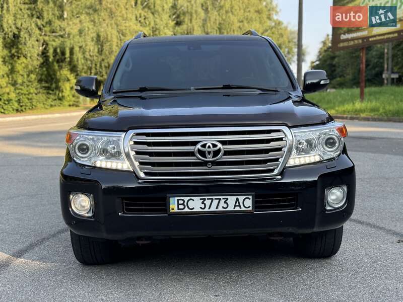 Позашляховик / Кросовер Toyota Land Cruiser 2014 в Трускавці фото 25 Позашляховик / Кросовер Toyota Land Cruiser 2014 в Трускавці