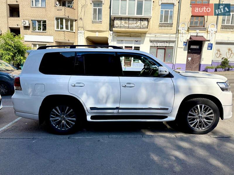 Внедорожник / Кроссовер Toyota Land Cruiser 2007 в Киеве