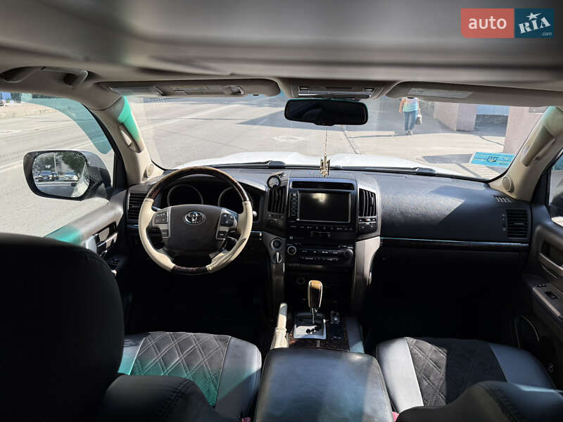 Внедорожник / Кроссовер Toyota Land Cruiser 2007 в Киеве