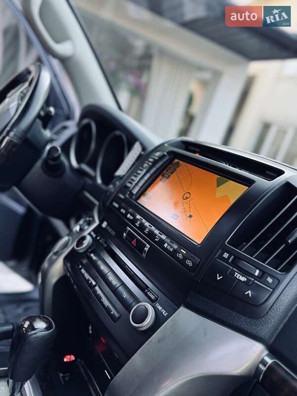 Внедорожник / Кроссовер Toyota Land Cruiser 2012 в Нижней Апше фото 34 Внедорожник / Кроссовер Toyota Land Cruiser 2012 в Нижней Апше