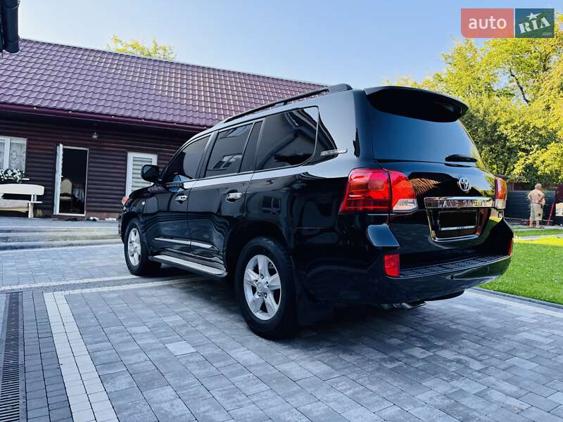Внедорожник / Кроссовер Toyota Land Cruiser 2012 в Нижней Апше фото 5 Внедорожник / Кроссовер Toyota Land Cruiser 2012 в Нижней Апше