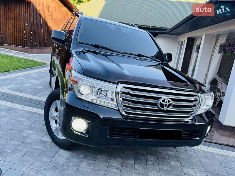 Внедорожник / Кроссовер Toyota Land Cruiser 2012 в Нижней Апше фото 69 Внедорожник / Кроссовер Toyota Land Cruiser 2012 в Нижней Апше